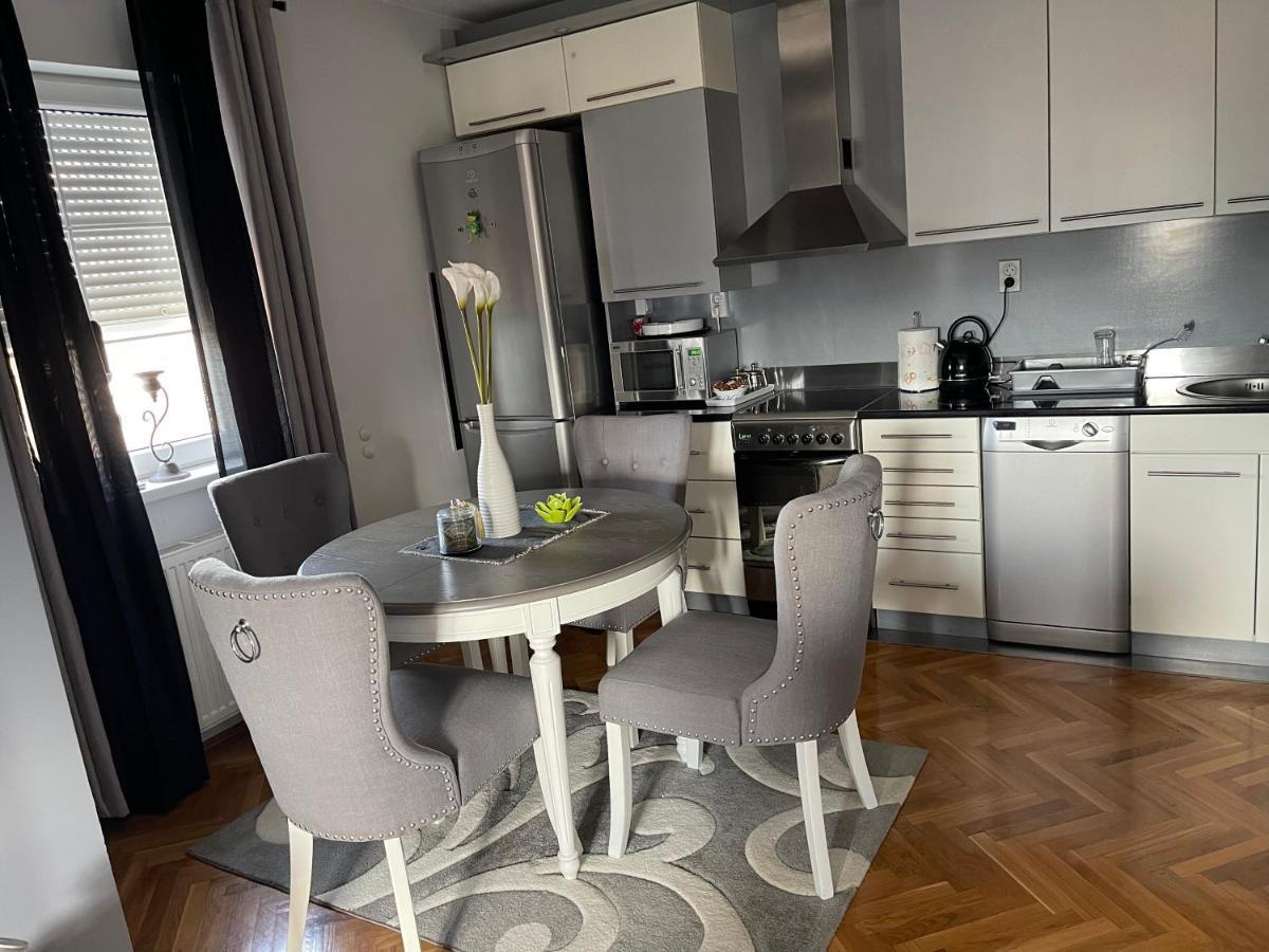 Lea-Lux Apartment Чачак Экстерьер фото