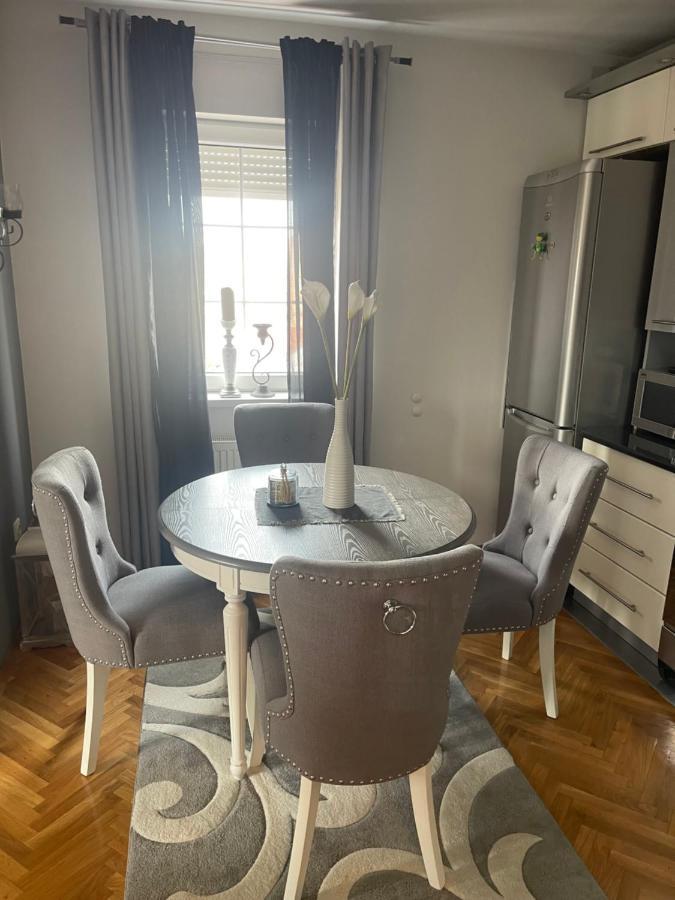Lea-Lux Apartment Чачак Экстерьер фото
